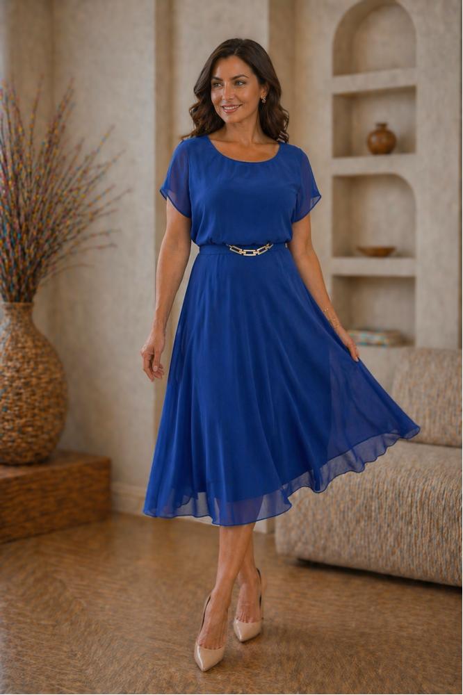 Kráľovsky-modré áčkové midi šaty plus size